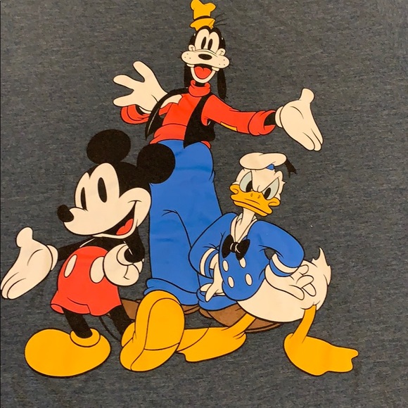 Disney T-Shirt - Picture 2 of 4